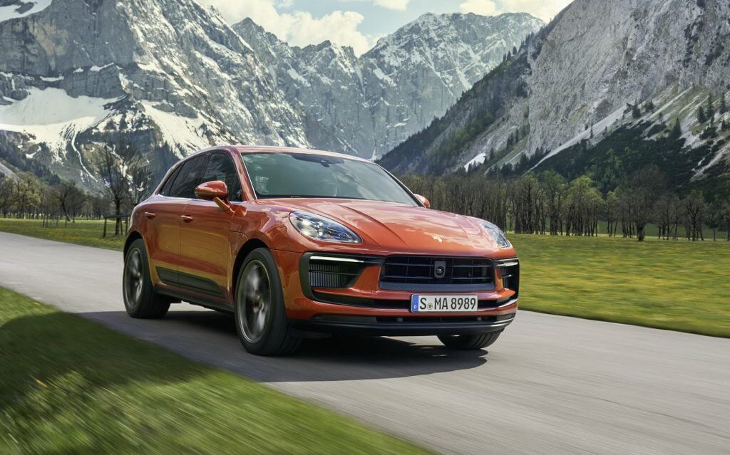 2022 Porsche Macan S Front Three Quarter Wallpaper 1 1 1024x639 1